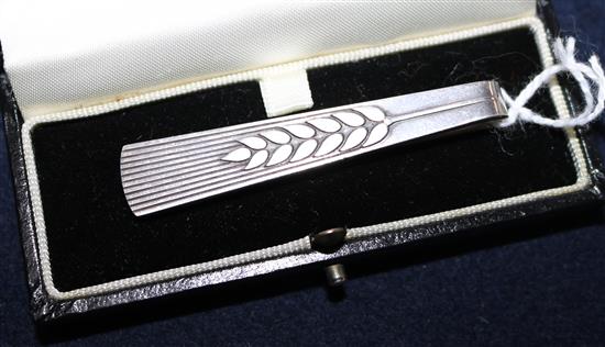 A Georg Jensen sterling silver tie clip, design no.78, import marks for London, 1988, 2.25in.